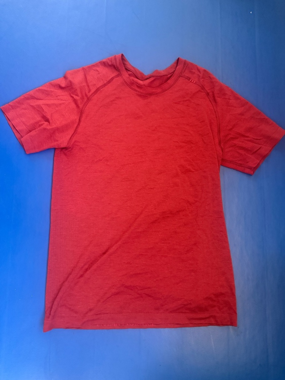 lululemon athletica Men's Short-Sleeve Crew Tee - Crimson Red